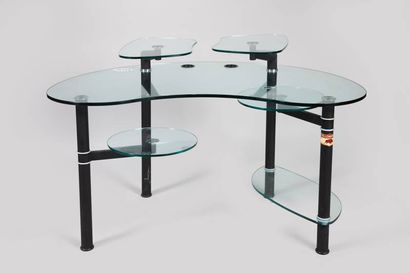 MOBILIER CONTEMPORAIN
Bureau de forme libre...