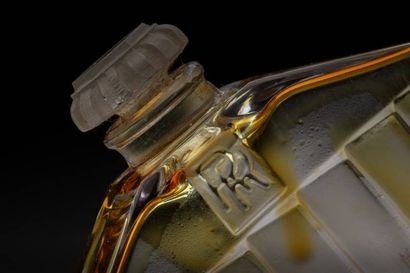 PARFUMS MARCEL GUERLAIN
« Rolls-Royce, version...