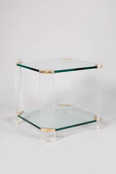 MARAIS INTERNATIONAL
Paire de tables d'appoint...