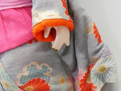 Japanese antique doll. Late 19th century....