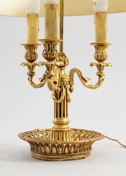 Hot-water bottle lamp in chased and gilded...