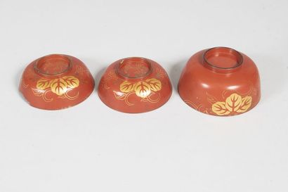 JAPON - Epoque MEIJI (1868 - 1912)
Deux bols...