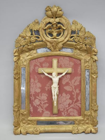 Crucifix consisting of an 18th-century gilded...