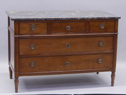 Mahogany and mahogany veneer chest of drawers...