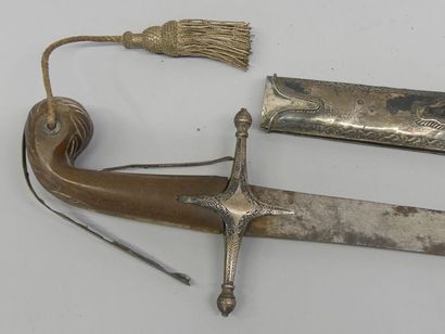 Kilij-type oriental saber. Strongly curved...