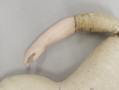 Parisian doll attributed to François Gaultier...