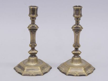 Pair of brass candlesticks. 18th century
height...