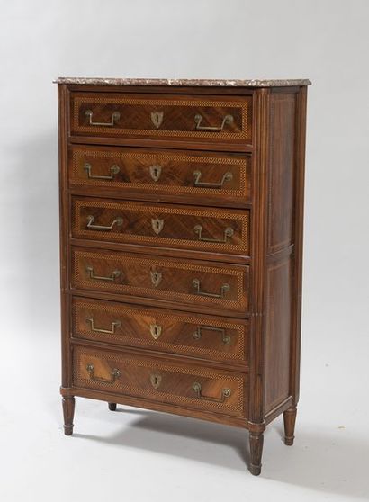 Chiffonnier en bois de placage et marqueterie...