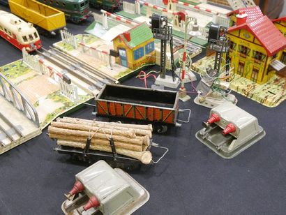 JEP and HORNBY - Large lot of 0 gauge trains...