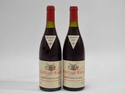 2 B CHATEAUNEUF-DU-PAPE Rouge 1997 Château...