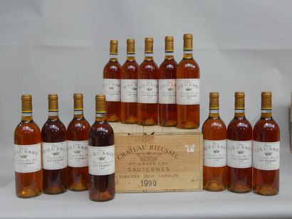 12 B CHATEAU RIEUSSEC (Caisse Bois d'origine)...