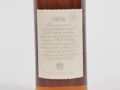 1 B ISLAY PURE MALT SCOTCH WHISKY (Etui légèrement...