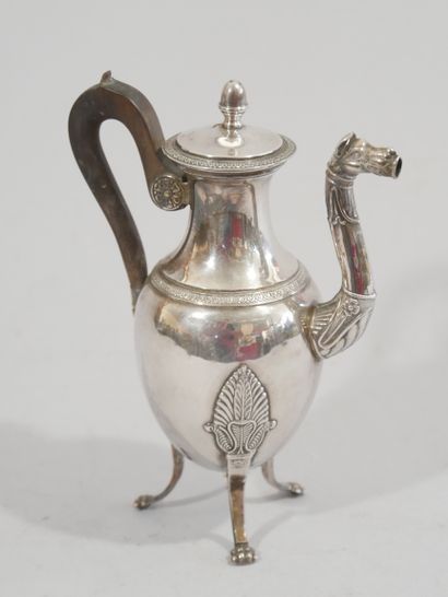 Verseuse in silver-plated metal decorated...