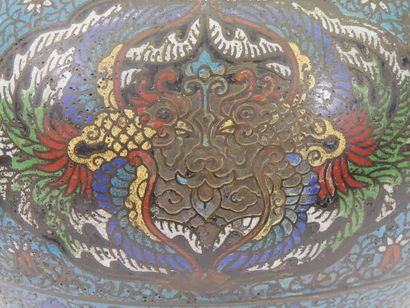 CHINA early 20th century Bronze vase with...
