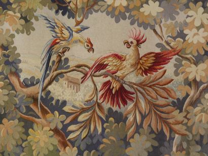Tapisserie à décor de 2 perroquets perchés....
