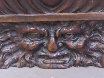 Walnut Cassone opening with one lid (veiled),...