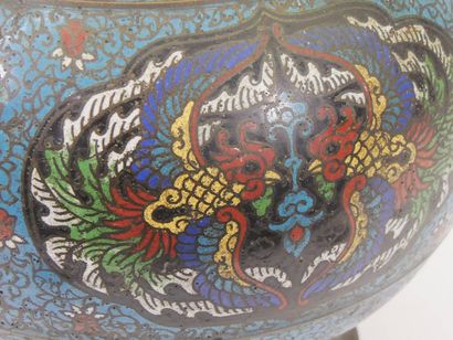 CHINA early 20th century Bronze vase with...