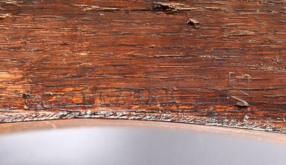 Petite commode en bois de placage ouvrant...