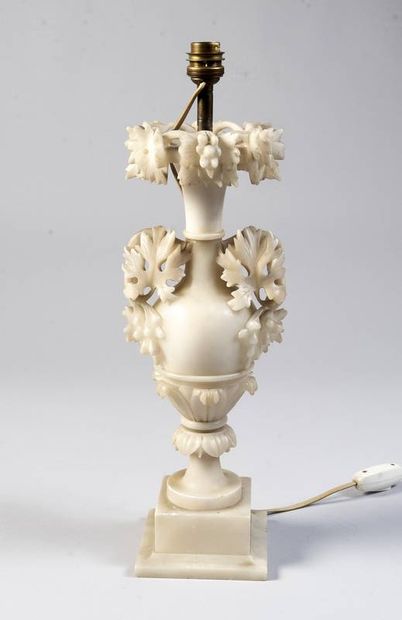 Alabaster lamp mount in the shape of a vase...