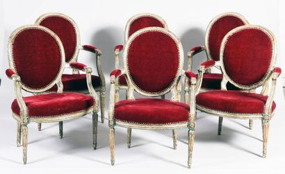 Ensemble de 6 fauteuils d'époque Louis XVI...