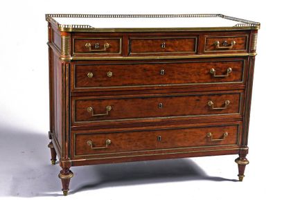Commode en bois moucheté à 6 tiroirs sur...