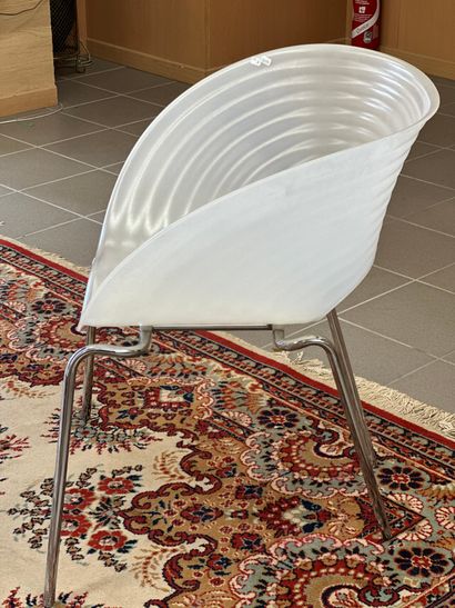 RON ARAD (NE EN 1951) DESIGNER & VITRA EDITEUR
«...