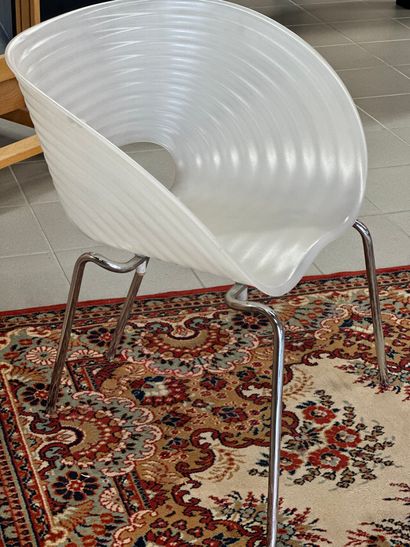 RON ARAD (NE EN 1951) DESIGNER & VITRA EDITEUR
«...