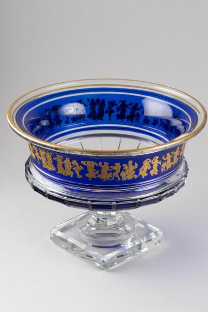 CRISTAL DE BOHEME ATTRIBUE A MOSER KARLSBAD
«...