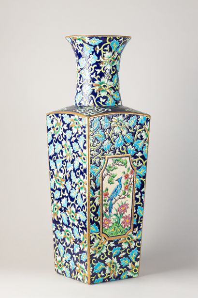 EMAUX D’ART DE LONGWY
« Geais bleus huppés...