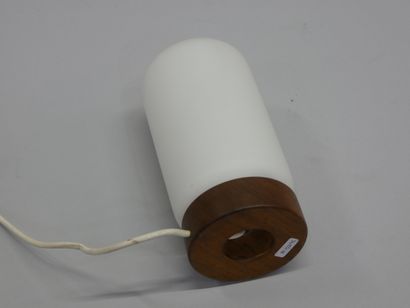 TRAVAIL SCANDINAVE DES ANNEES 1960
Lampe...