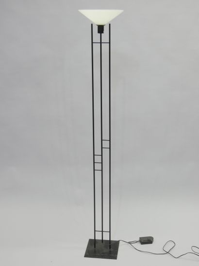 OPTELMA SUISSE
Lampadaire à éclairage halogène.
La...