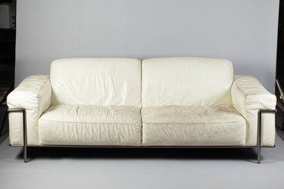 NATUZZI ITALIA EDITEUR
Salon moderniste composé...