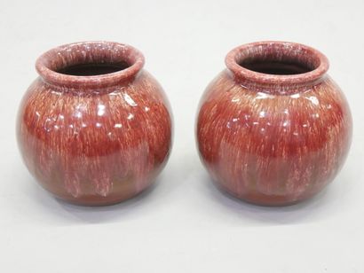 Jacques LACHENY (1937) - Potier à Saint-Amand-En-Puisay
Garniture...