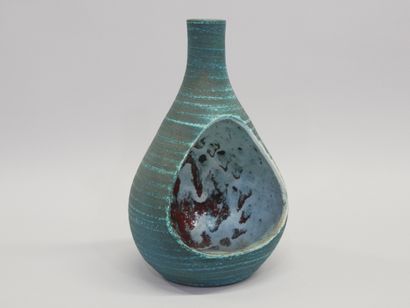 ACCOLAY 
Vase photophore en céramique émaillée,
haut...