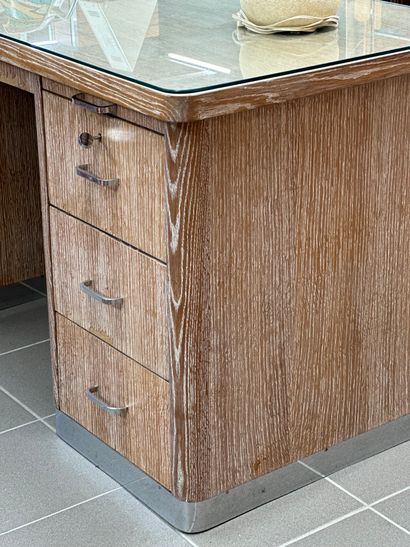 Ceruse oak desk (numerous accidents, veneer...