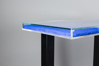 BOB TONIC 
Tribute to KLEIN
A tabletop that...
