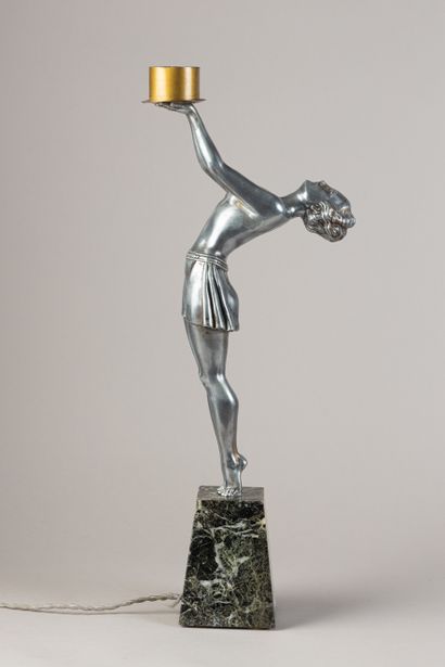 ENRIQUE MOLINS BALLESTE (XXe)
« La Jongleuse...