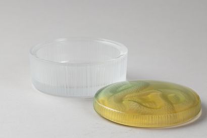 DAUM France - Bonbonnière ronde en verre...