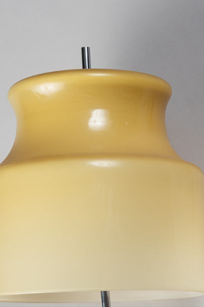 TRAVAIL ITALIEN DES ANNEES 1980
Lampe de...