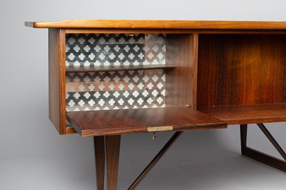 PETER LOVIG NIELSEN (1915-1989) DESIGNER...
