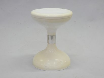 Dans le goût de ROBUR, modèle Sgabello Americano
Tabouret...