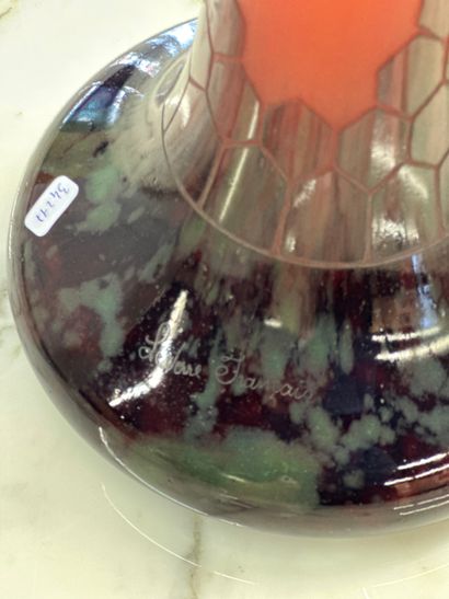 LE VERRE FRANCAIS 
« Prunes » le modèle créé...
