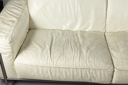 NATUZZI ITALIA EDITEUR
Salon moderniste composé...