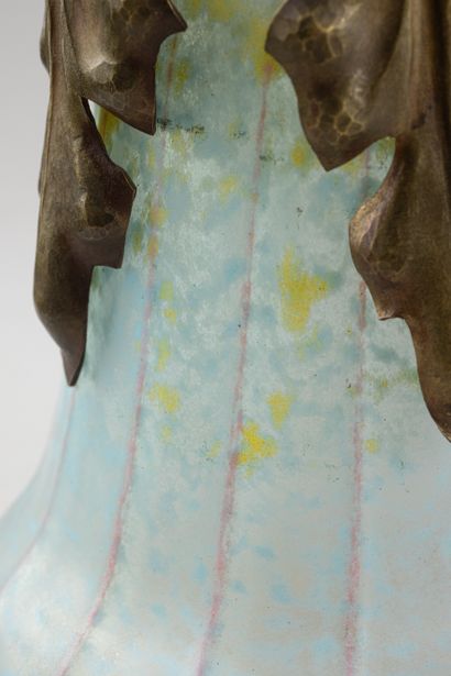 LOUIS MAJORELLE (1859-1926) & DAUM NANCY
Suspension...