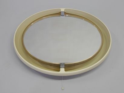 ALLIBERT (ATTRIBUE A)
Miroir éclairant ovale.
Le...
