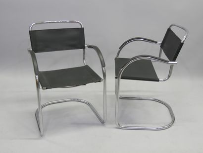 In the taste of Marcel BREUER,
Pair of armchairs...