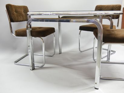 TRAVAIL DES ANNEES 60 ou 70
Table ronde,...
