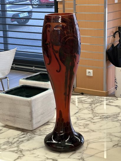 LE VERRE FRANCAIS 
« Prunes » le modèle créé...
