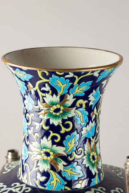 EMAUX D’ART DE LONGWY
« Geais bleus huppés...