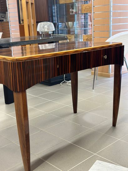 ART DECO PERIOD WORK
Flat desk in Macassar...